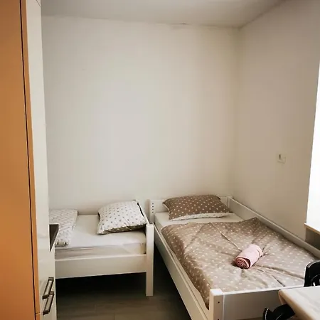 דירה Pr' Stormanu